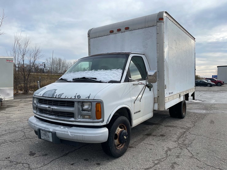chevrolet-express-3500-image-1