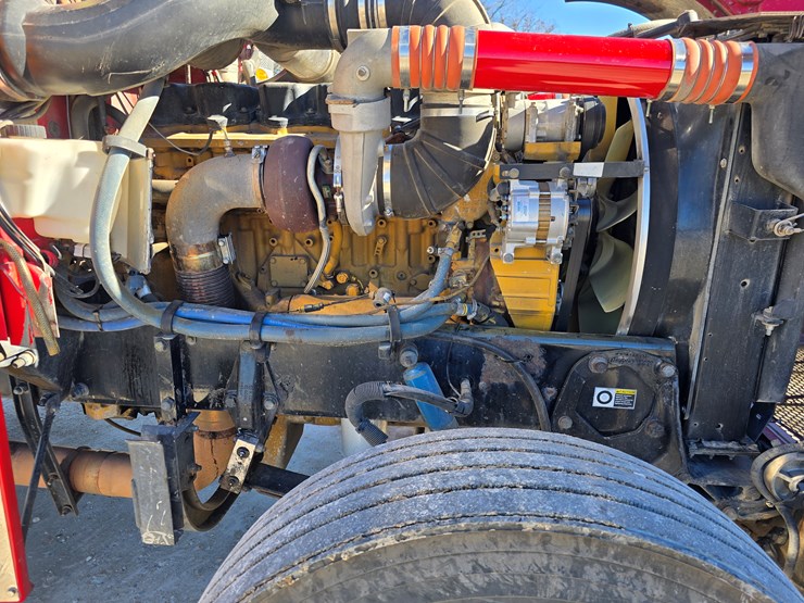 2005-peterbilt-379-image-71