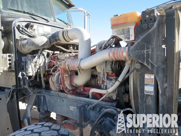 2014-peterbilt-388-image-6