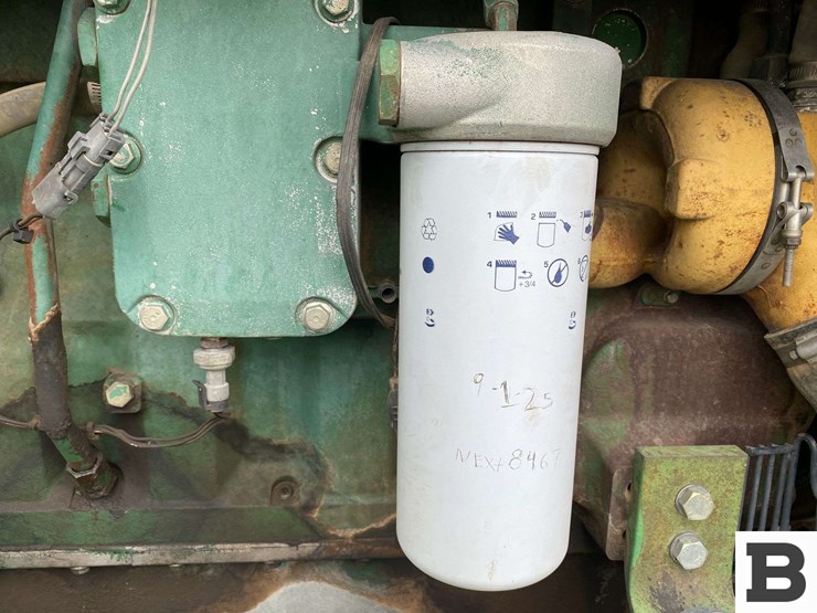 2004-joh-deere-9320t-tractor-image-17