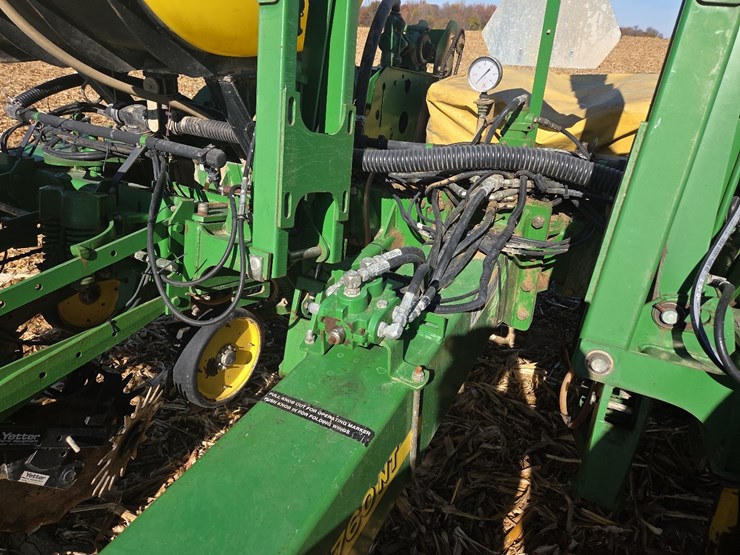 john-deere-1760nt-image-10