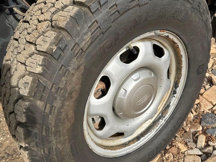 ford-f150-xl-image-19