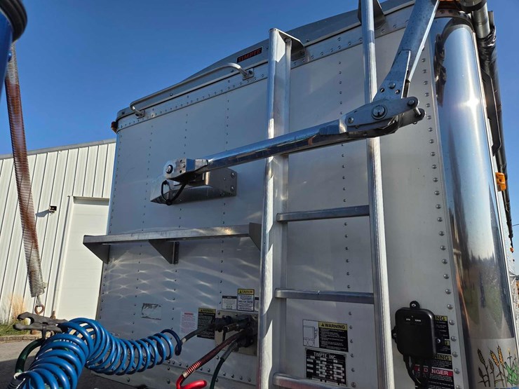 timpte-super-hopper-image-3