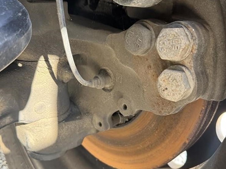 2019-peterbilt-579-image-28