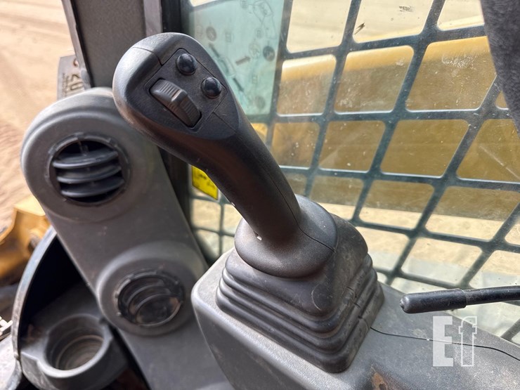 caterpillar-299d3-image-20