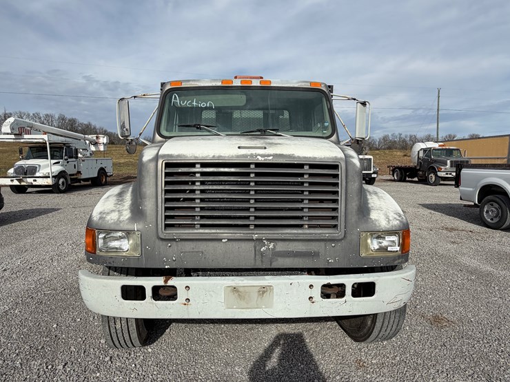 international-4700-image-2