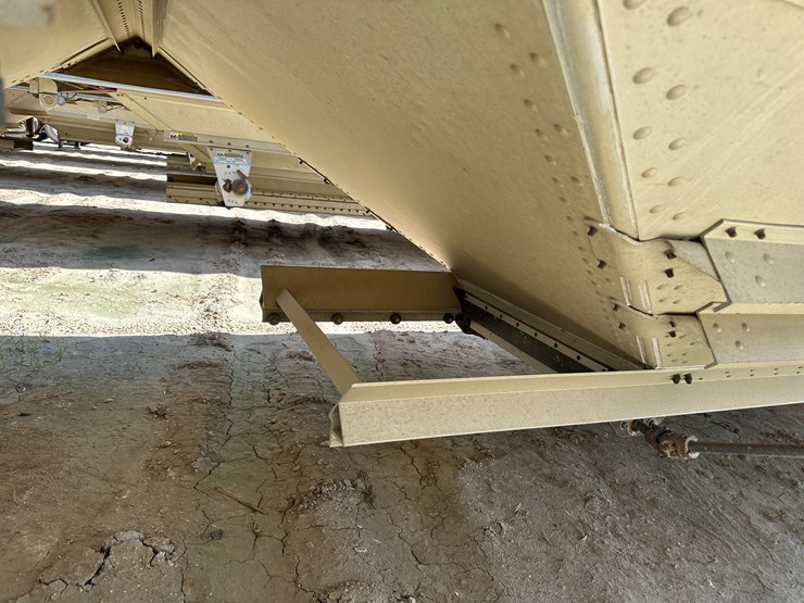 2014-timpte-hopper-bottom-image-25