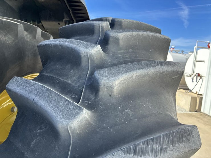 john-deere-8r-340-image-68