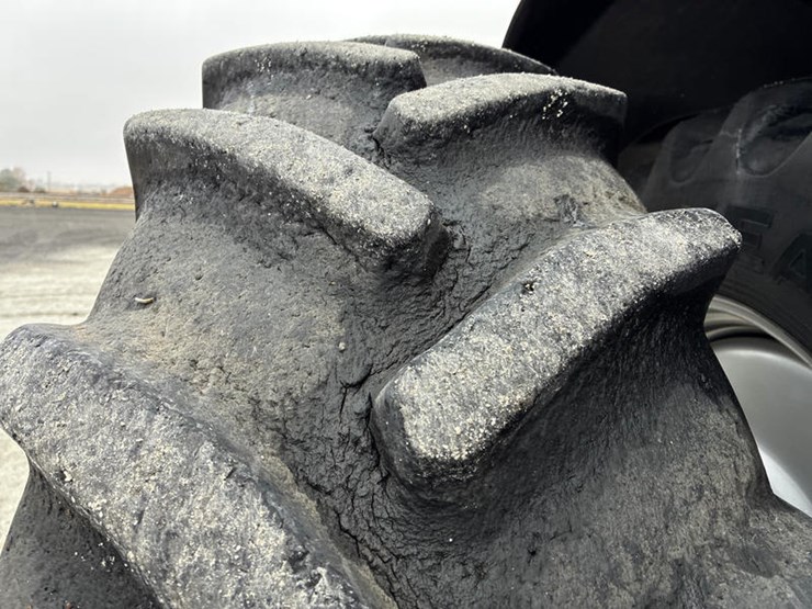 case-ih-magnum-245-image-49