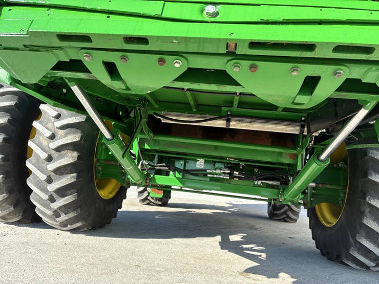 john-deere-s670-image-28