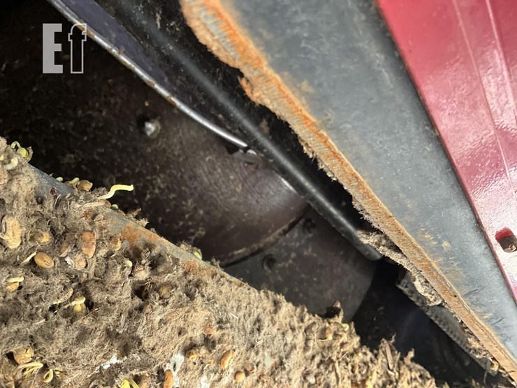 2012-case-ih-7130-image-13