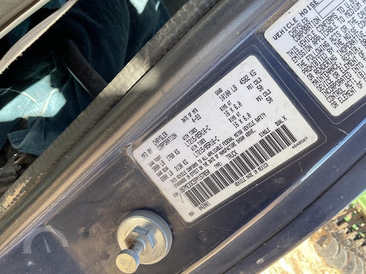 dodge-ram-350-image-15