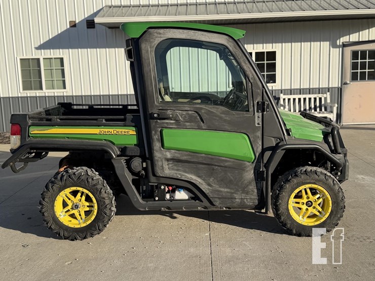 2019-john-deere-gator-xuv-835r-image-3