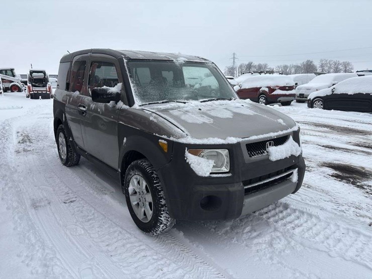 2004-honda-element-image-6