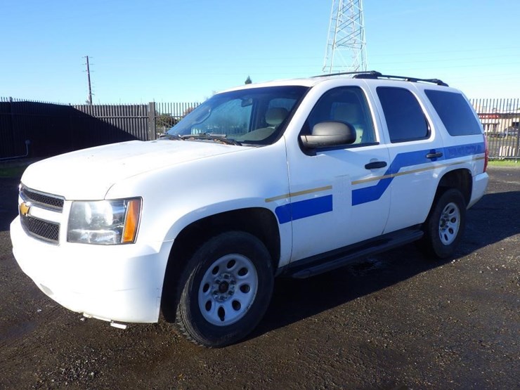 2013-chevrolet-tahoe-image-1