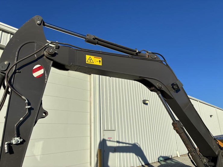 volvo-ecr88d-image-22