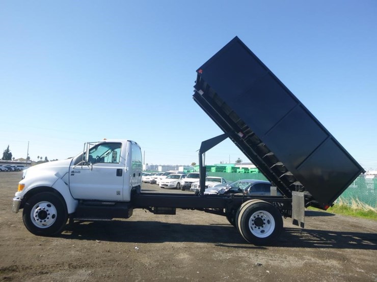 2013-ford-f650-image-7