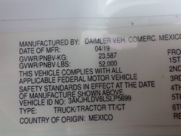 freightliner-cascadia-126-image-22