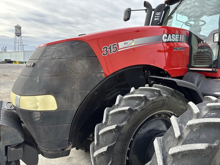 case-ih-magnum-315-image-34