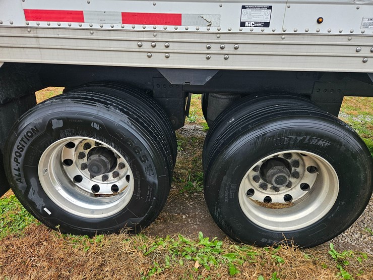 2017-timpte-hopper-bottom-image-27