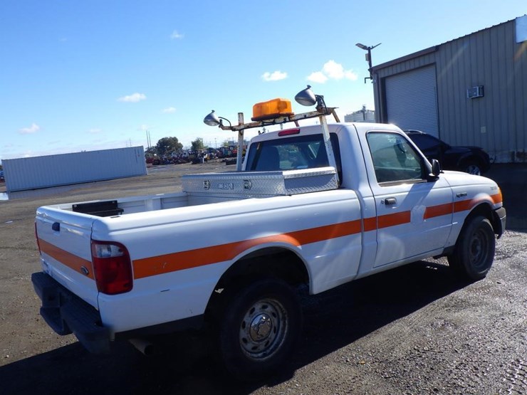 2005-ford-ranger-image-3