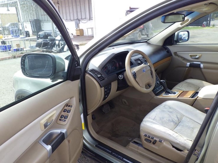 2008-volvo-xc90-image-5