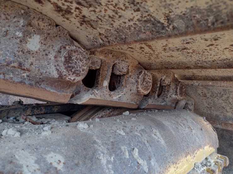 caterpillar-d7e-lgp-image-39