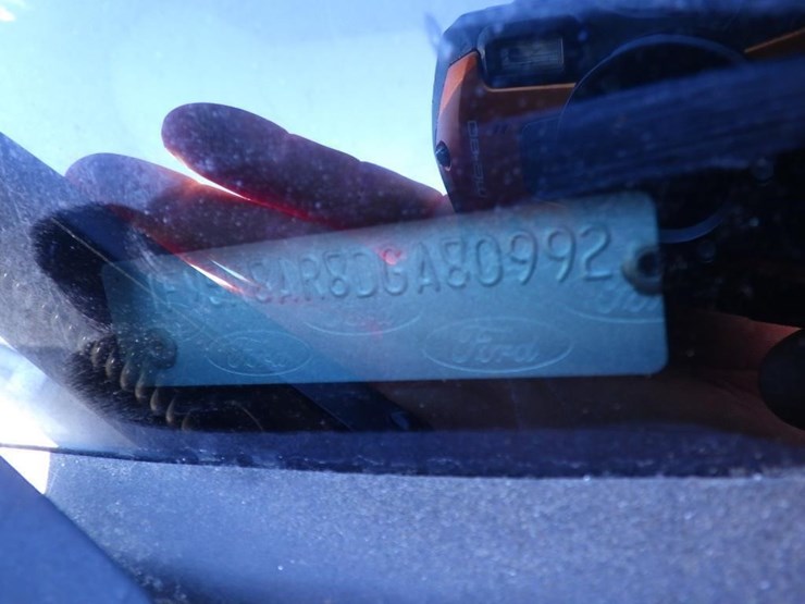 2013-ford-explorer-image-15