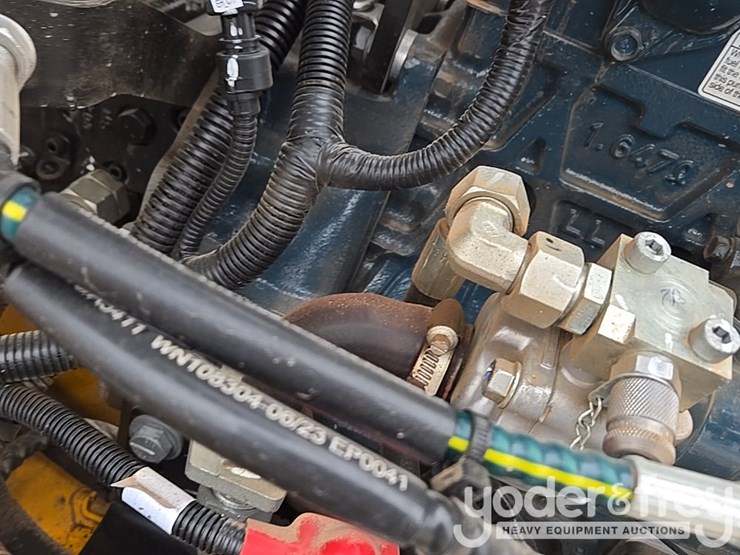 2023-jcb-ct260-120-image-57