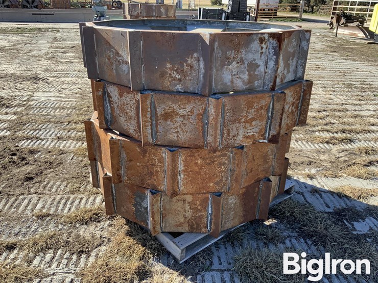 bb-metal-works-steel-tread-pivot-wheels-image-4