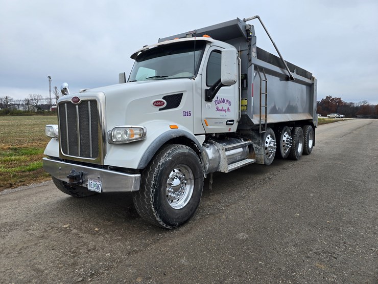 2020-peterbilt-567-image-4