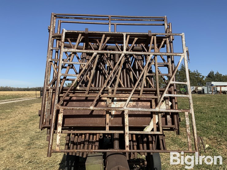 feed-panel-trailer-image-14