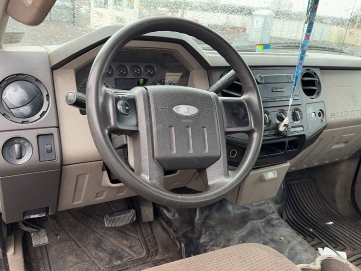 2008-ford-f250-image-18