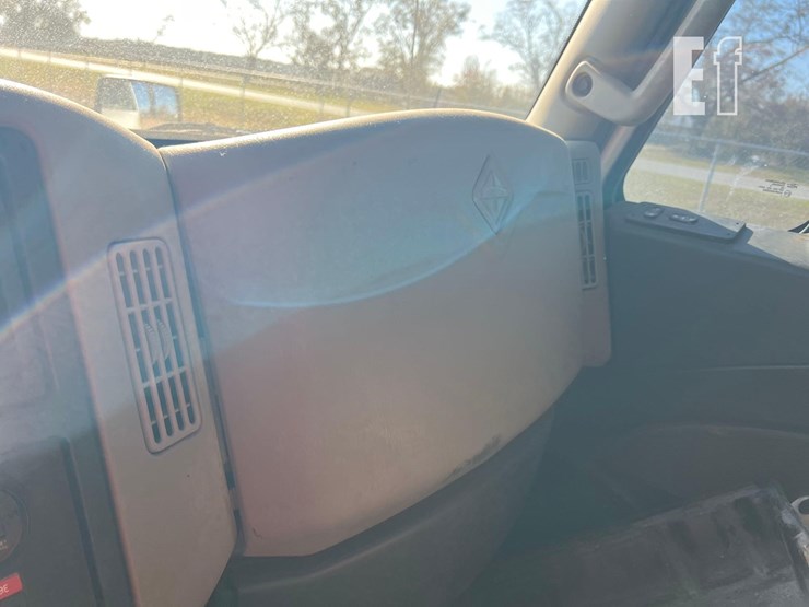 international-durastar-4300-image-29