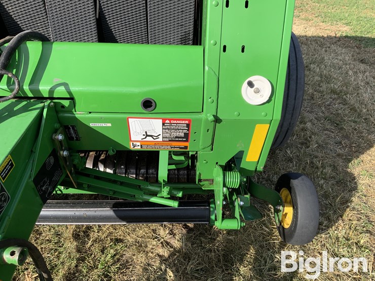 john-deere-568-image-16