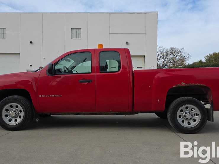 chevrolet-silverado-1500-image-8