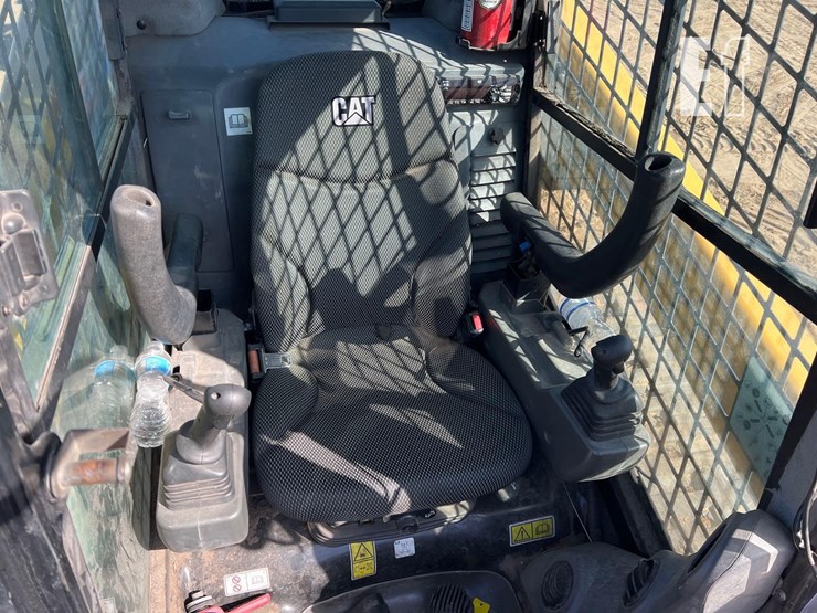 caterpillar-299d3-xe-image-28