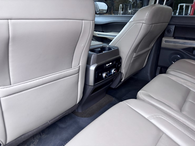 ford-expedition-image-7