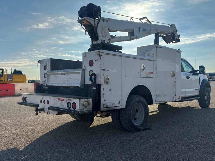 2017-ford-f550-image-4