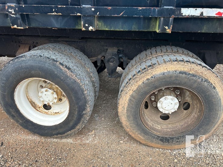 kenworth-t300-image-5