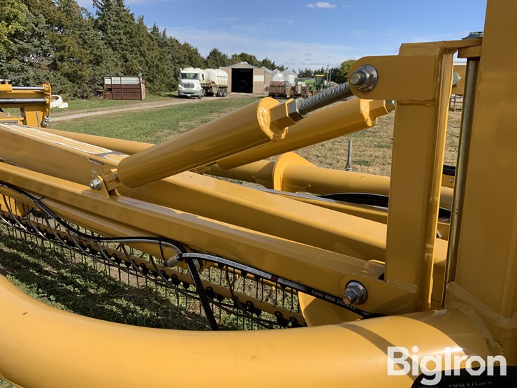 2012-vermeer-r2800-image-15