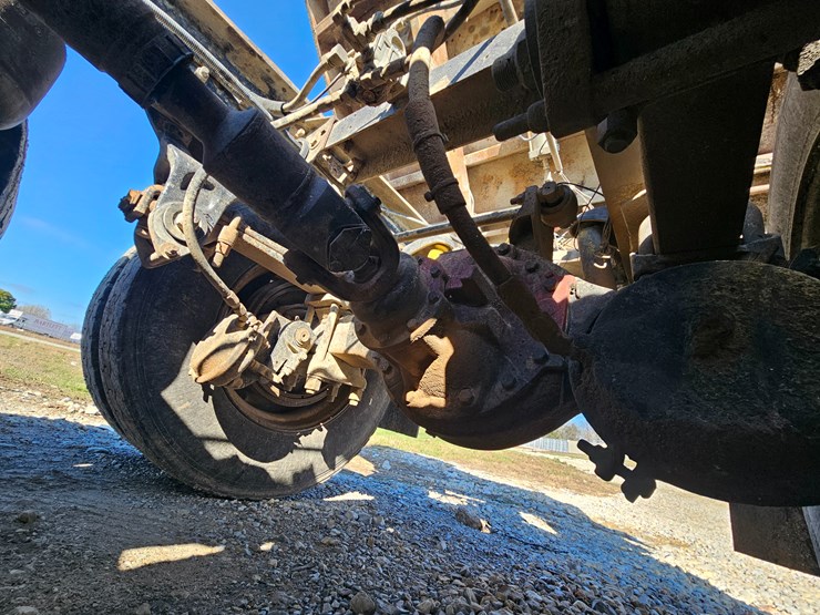 peterbilt-379-image-100