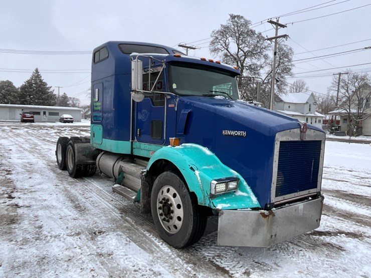 2009-kenworth-t800-image-4