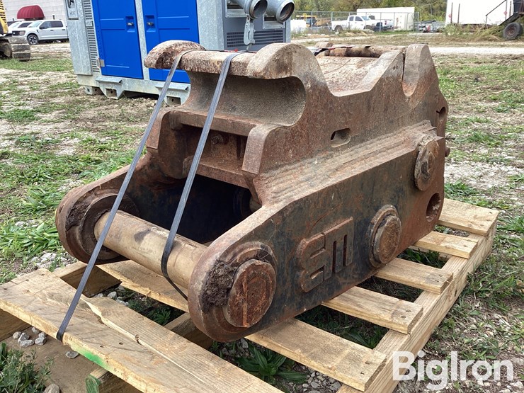 komatsu-pc200-image-15