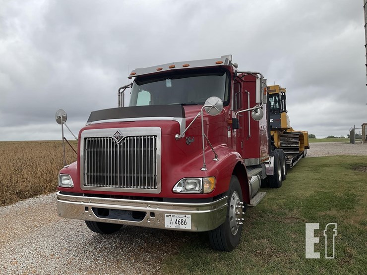 2003-international-9200-image-2