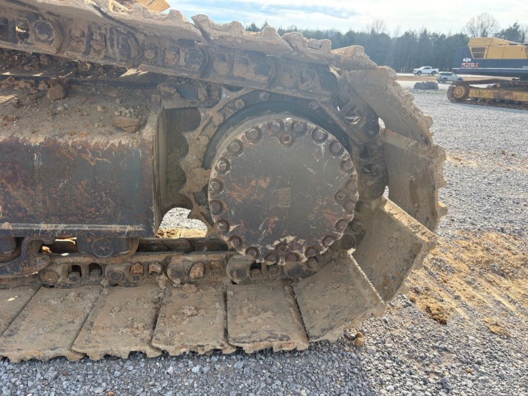 komatsu-pc220-lc-7l-image-10