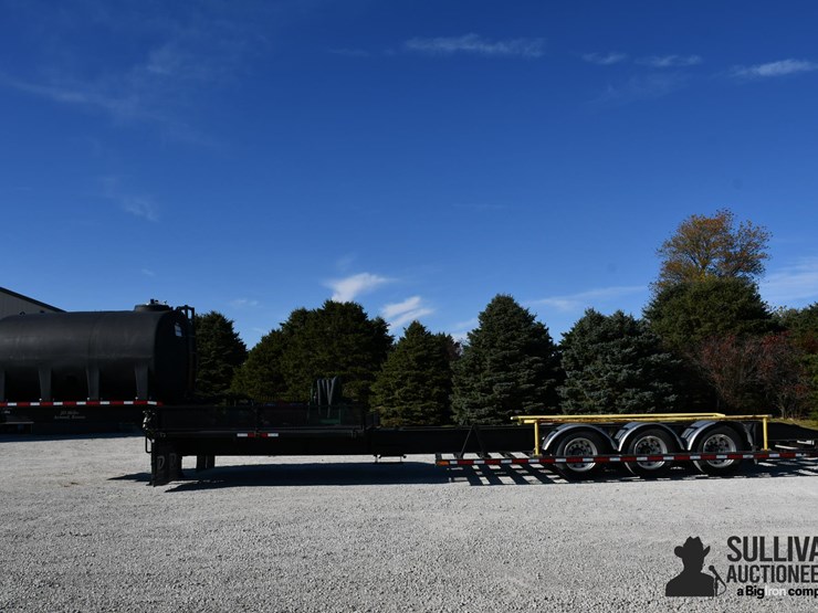 2022-j-d-skiles-pit-stop-tri/a-sprayer-trailer-image-8