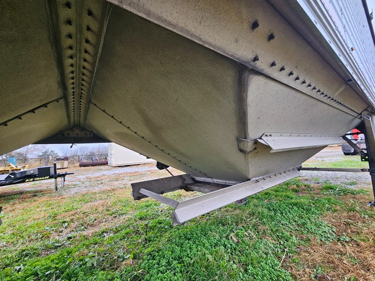 2017-timpte-hopper-bottom-image-24