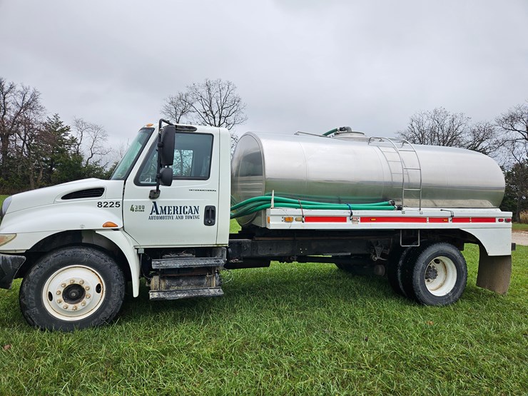 international-durastar-4400-image-5