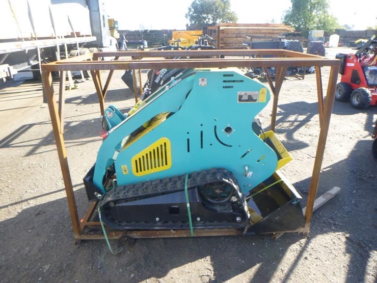 2024-mach-pro-mp-s300-skid-steer-track-loader-image-5